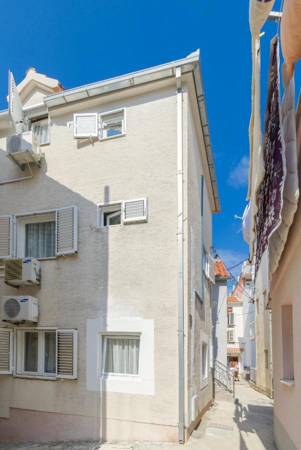 Apartments By The Sea Baska Voda, Makarska - 17570 Ngoại thất bức ảnh